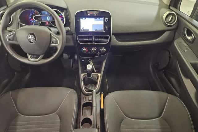 Renault Clio (2018) thumbnail 8