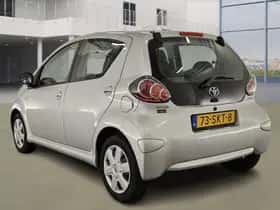 Toyota Aygo (2011) thumbnail 4