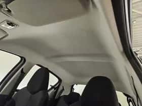 Toyota Aygo (2011) thumbnail 7