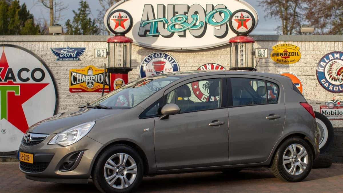 Opel Corsa (2012) — foto 1