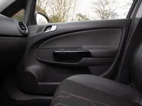 Opel Corsa (2012) thumbnail 19