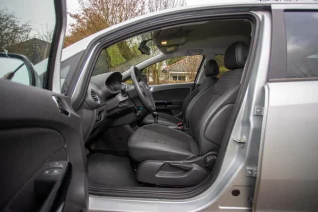 Opel Corsa (2014) thumbnail 12