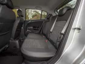 Opel Corsa (2014) thumbnail 13
