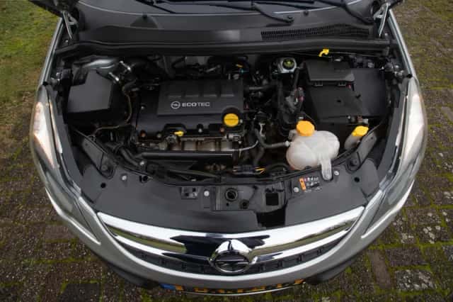Opel Corsa (2014) thumbnail 23