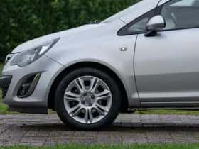 Opel Corsa (2014) thumbnail 9