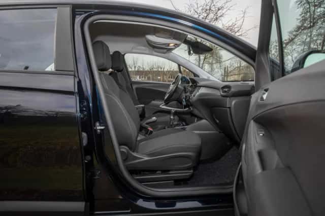 Opel Crossland X (2018) thumbnail 14
