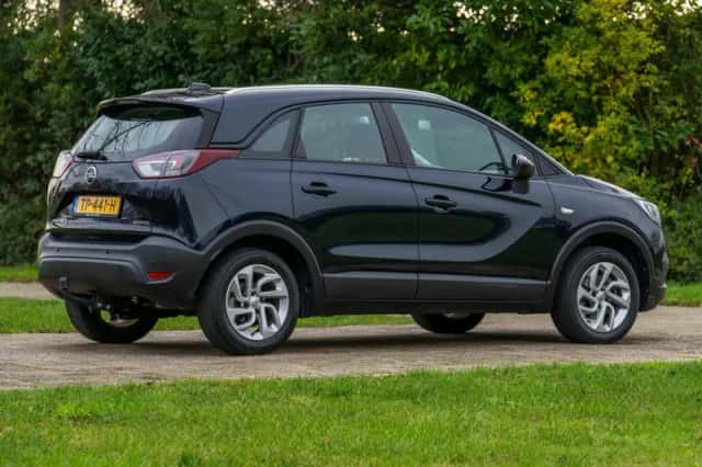 Opel Crossland X (2018) thumbnail 4