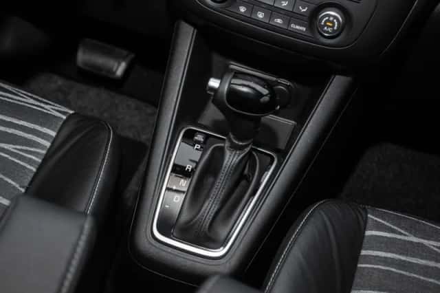 Kia Venga (2016) thumbnail 20