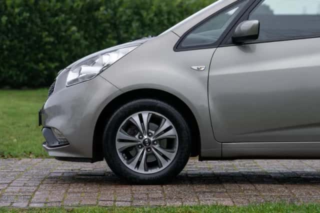 Kia Venga (2016) thumbnail 9