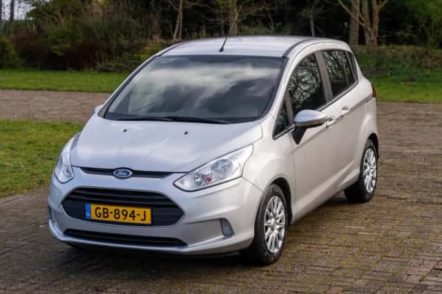 Ford B-Max (2015) thumbnail 11