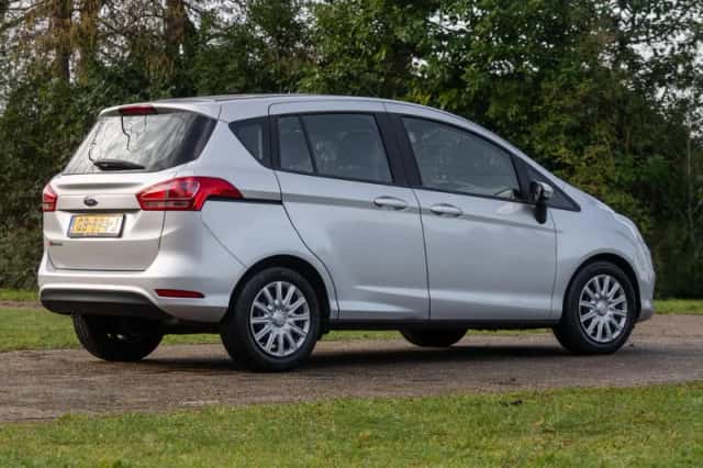 Ford B-Max (2015) thumbnail 5
