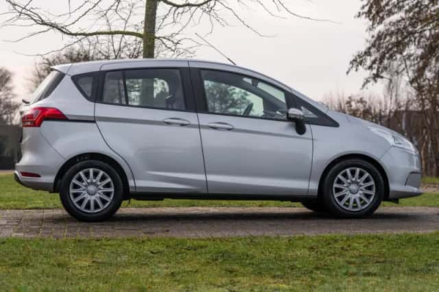 Ford B-Max (2015) thumbnail 6