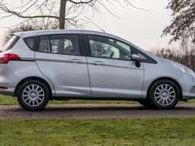 Ford B-Max (2015) thumbnail 6