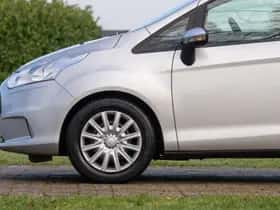 Ford B-Max (2015) thumbnail 7