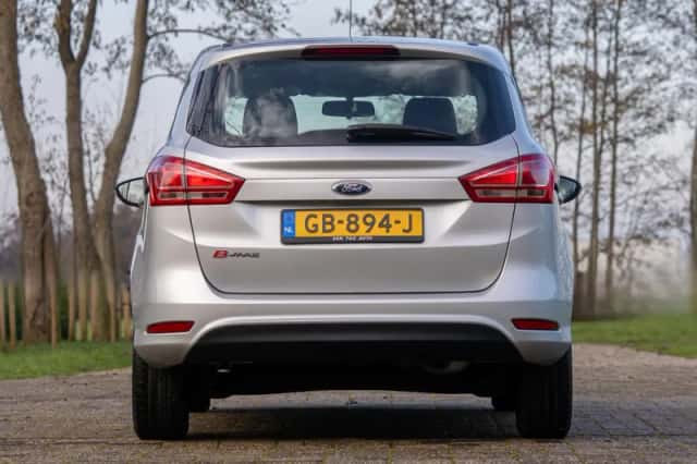 Ford B-Max (2015) thumbnail 9