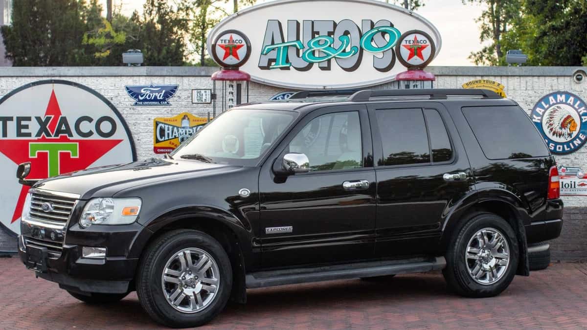Ford Explorer (2008) — foto 1