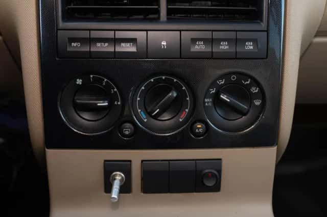 Ford Explorer (2008) thumbnail 19