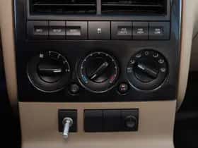 Ford Explorer (2008) thumbnail 19