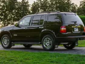Ford Explorer (2008) thumbnail 5
