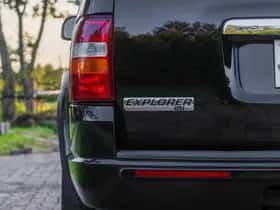 Ford Explorer (2008) thumbnail 9