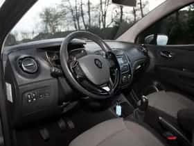 Renault Captur (2013) thumbnail 11