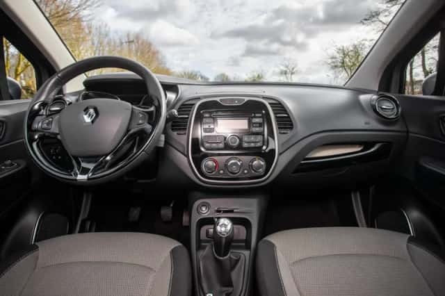 Renault Captur (2013) thumbnail 14