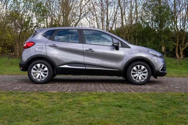 Renault Captur (2013) thumbnail 6