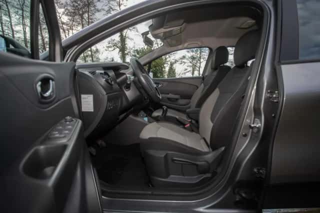 Renault Captur (2013) thumbnail 10