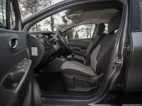 Renault Captur (2013) thumbnail 10