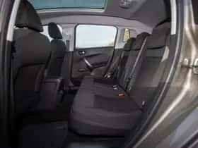 Peugeot 2008 (2016) thumbnail 13