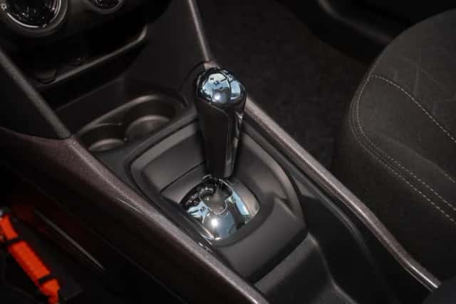 Peugeot 2008 (2016) thumbnail 20