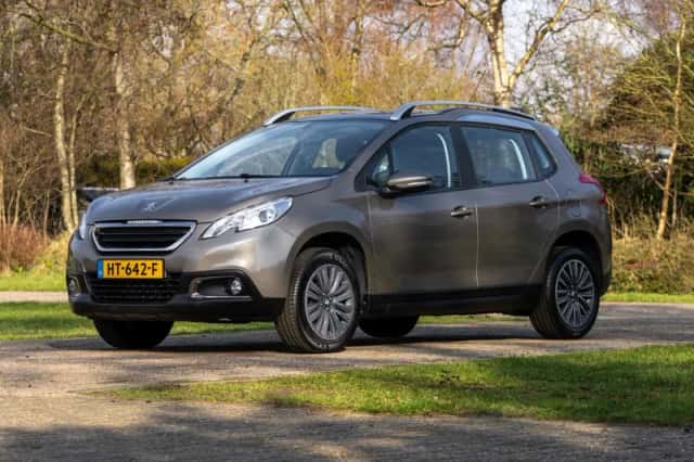 Peugeot 2008 (2016) thumbnail 10