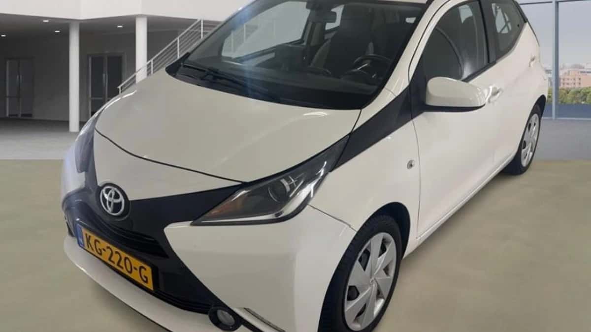Toyota Aygo (2016) — foto 1