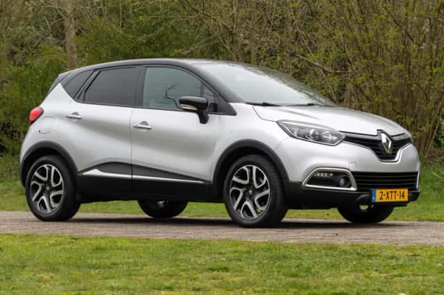 Renault Captur (2014) thumbnail 2