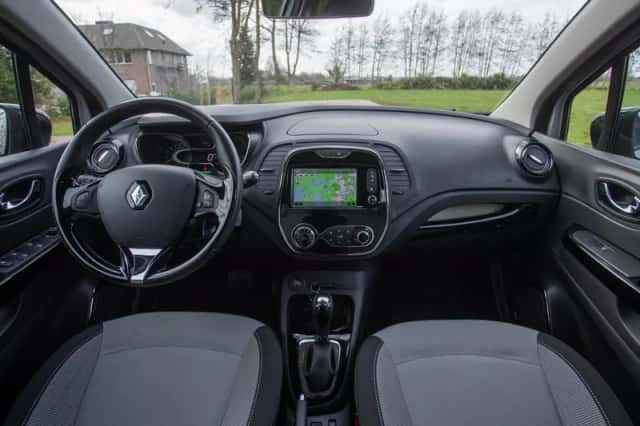 Renault Captur (2014) thumbnail 14