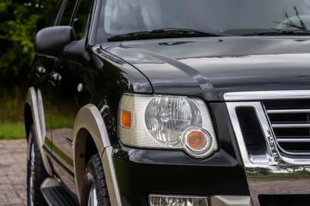 Ford Explorer (2007) thumbnail 12