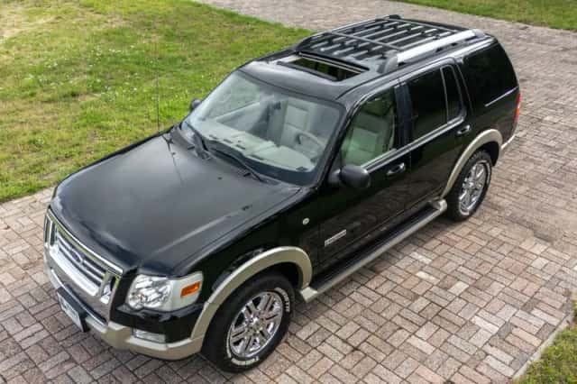 Ford Explorer (2007) thumbnail 13
