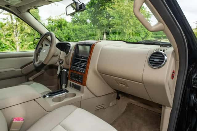 Ford Explorer (2007) thumbnail 20