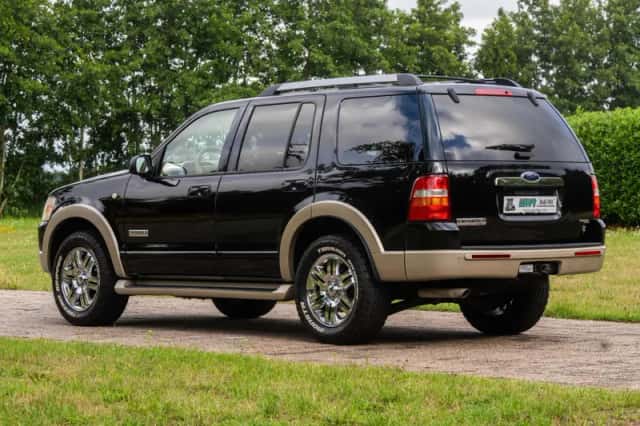 Ford Explorer (2007) thumbnail 5