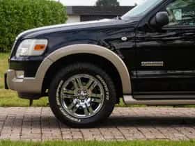 Ford Explorer (2007) thumbnail 7