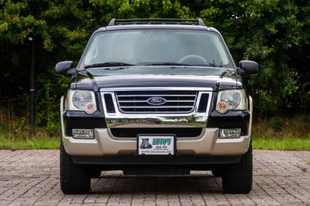 Ford Explorer (2007) thumbnail 9