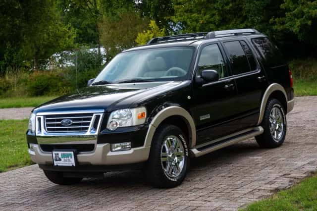 Ford Explorer (2007) thumbnail 10