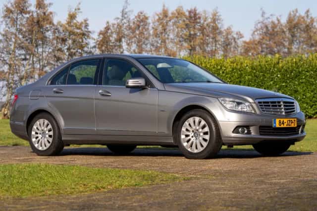 Mercedes-Benz C-Klasse (2009) thumbnail 2