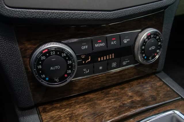 Mercedes-Benz C-Klasse (2009) thumbnail 19
