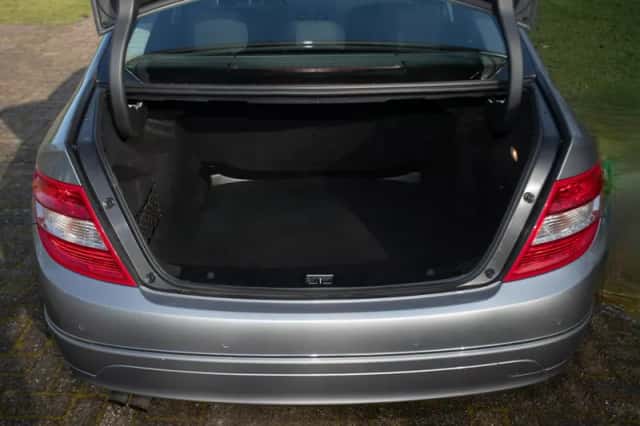 Mercedes-Benz C-Klasse (2009) thumbnail 21