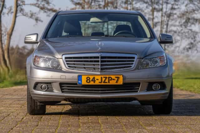 Mercedes-Benz C-Klasse (2009) thumbnail 8