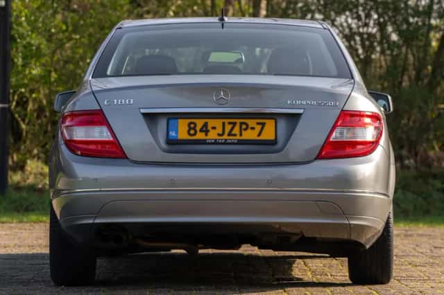 Mercedes-Benz C-Klasse (2009) thumbnail 9