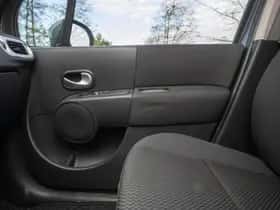 Renault Grand Modus (2011) thumbnail 18