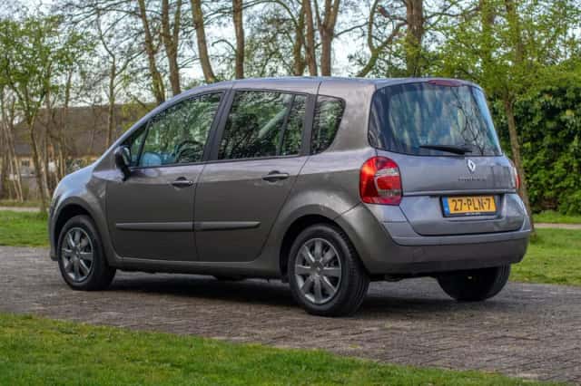 Renault Grand Modus (2011) thumbnail 4