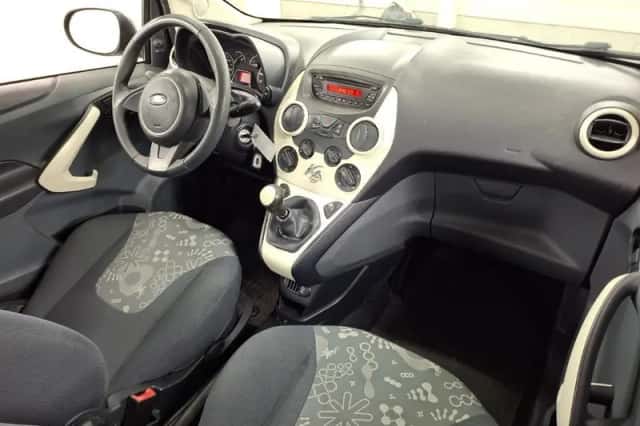 Ford Ka (2012) thumbnail 8